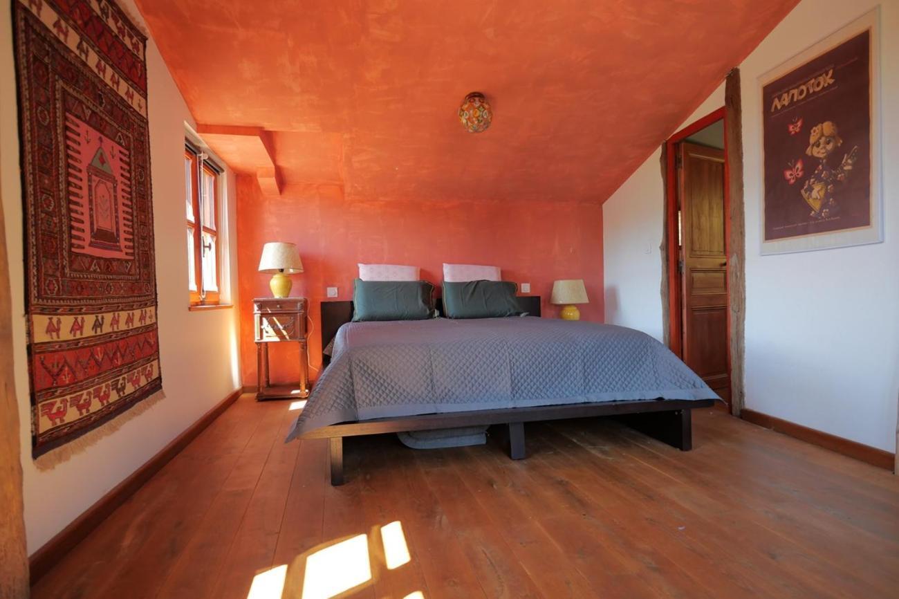 La Lauze Et L'Anguille Bed and Breakfast Gaillac Rum bild
